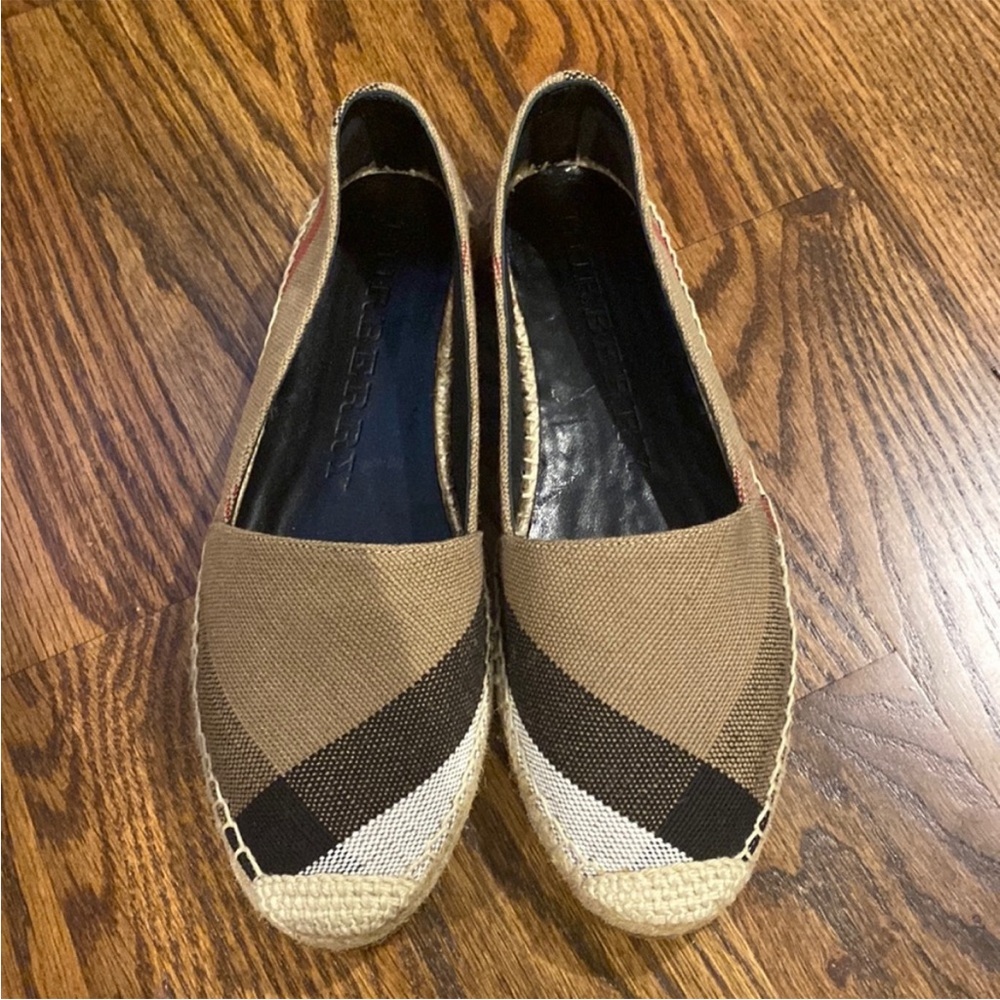 Brand new Burberry espadrilles sz 37. No box or dust bag